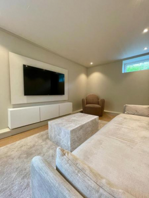 Newly renovated, central apartment 10min from Dyreparken